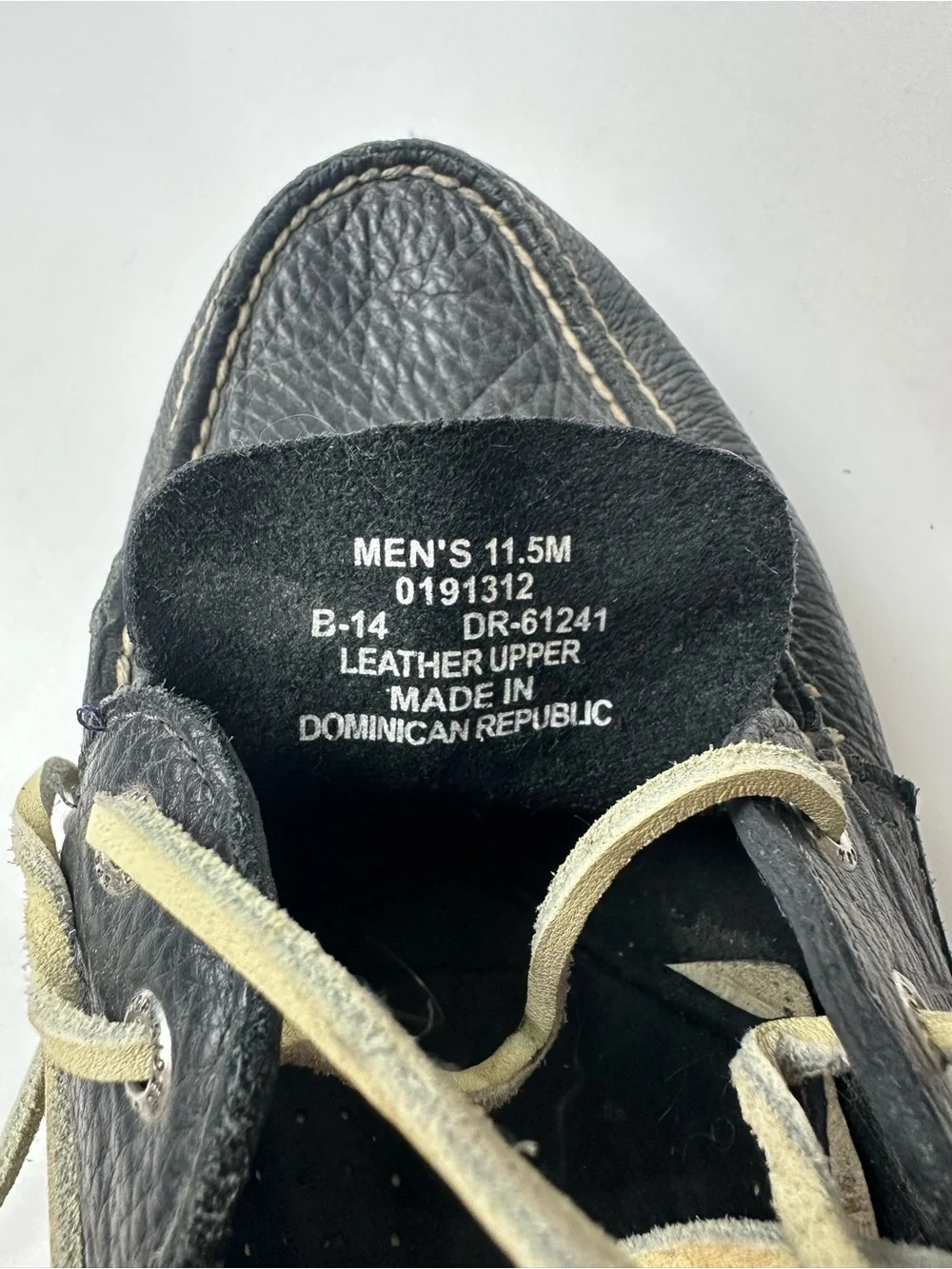 Sperry Men's Navy Blue Leather Boat Shoes with Cream Laces